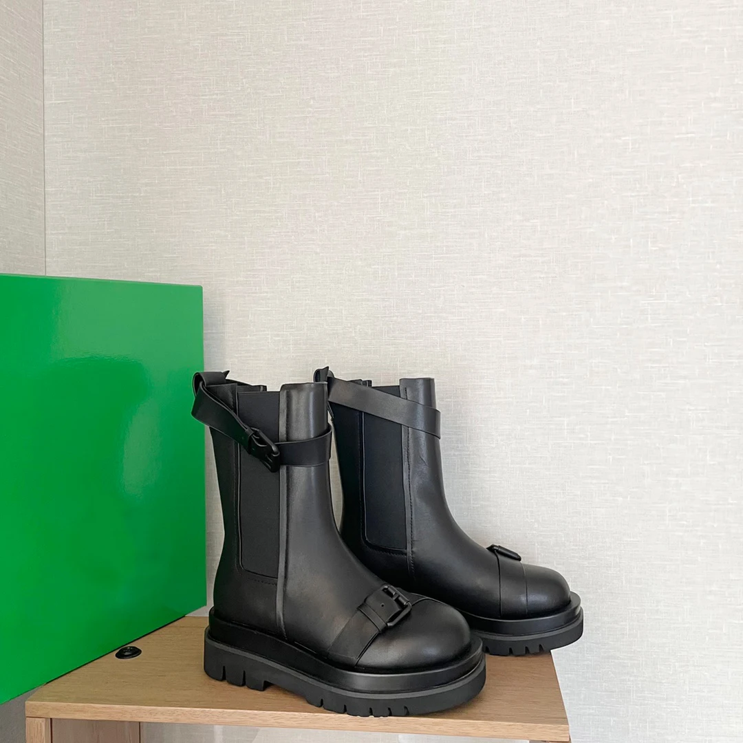 

Ultra Light Elegant Vintage Leather Expensive Ladies Boots Latest Lady Boots, Black