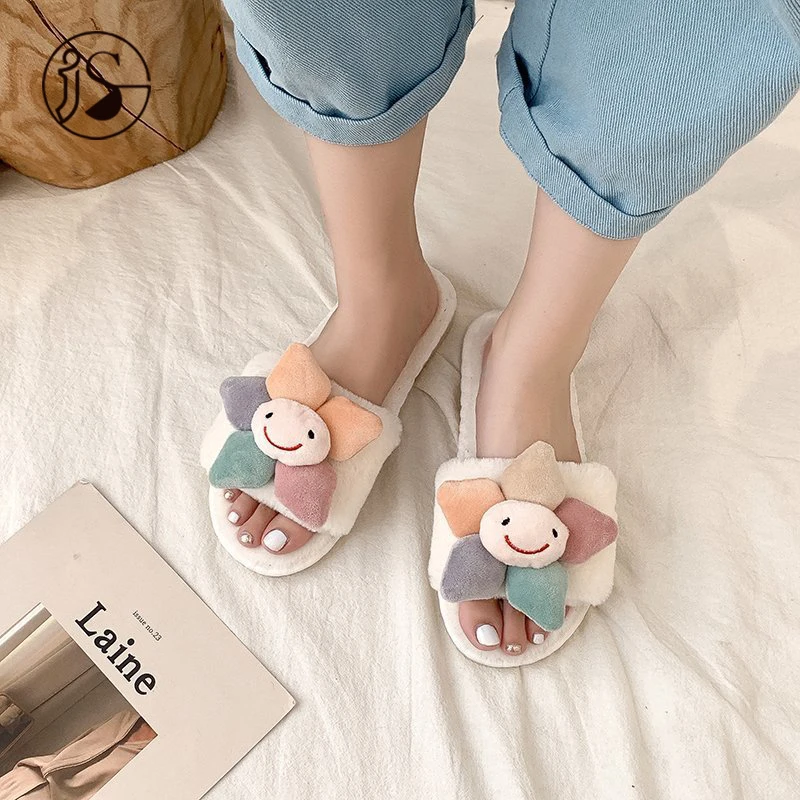 

2021 Wholesale custom furry plush slippers fancy various styles colorful slippers Cartoons light indoor women sandals, Picture