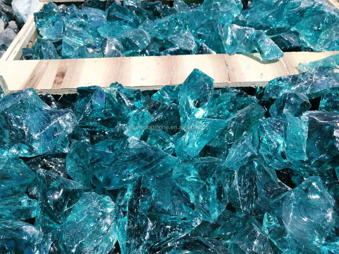 Light Aqua Blue Crushed Landscaping Glass Rocks In Various Sizes - Buy ...