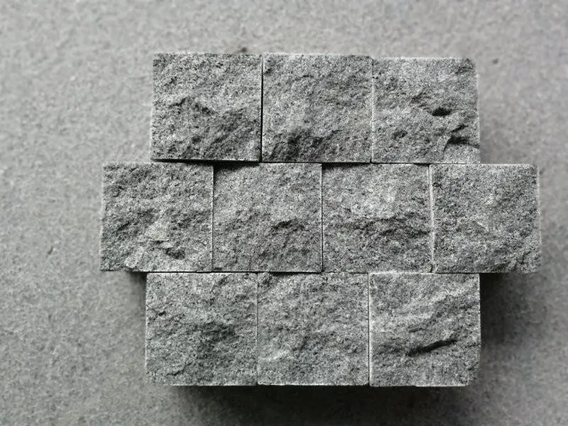 chinese-building-natural-stone-grey-granite-cubic-stone-paving-for