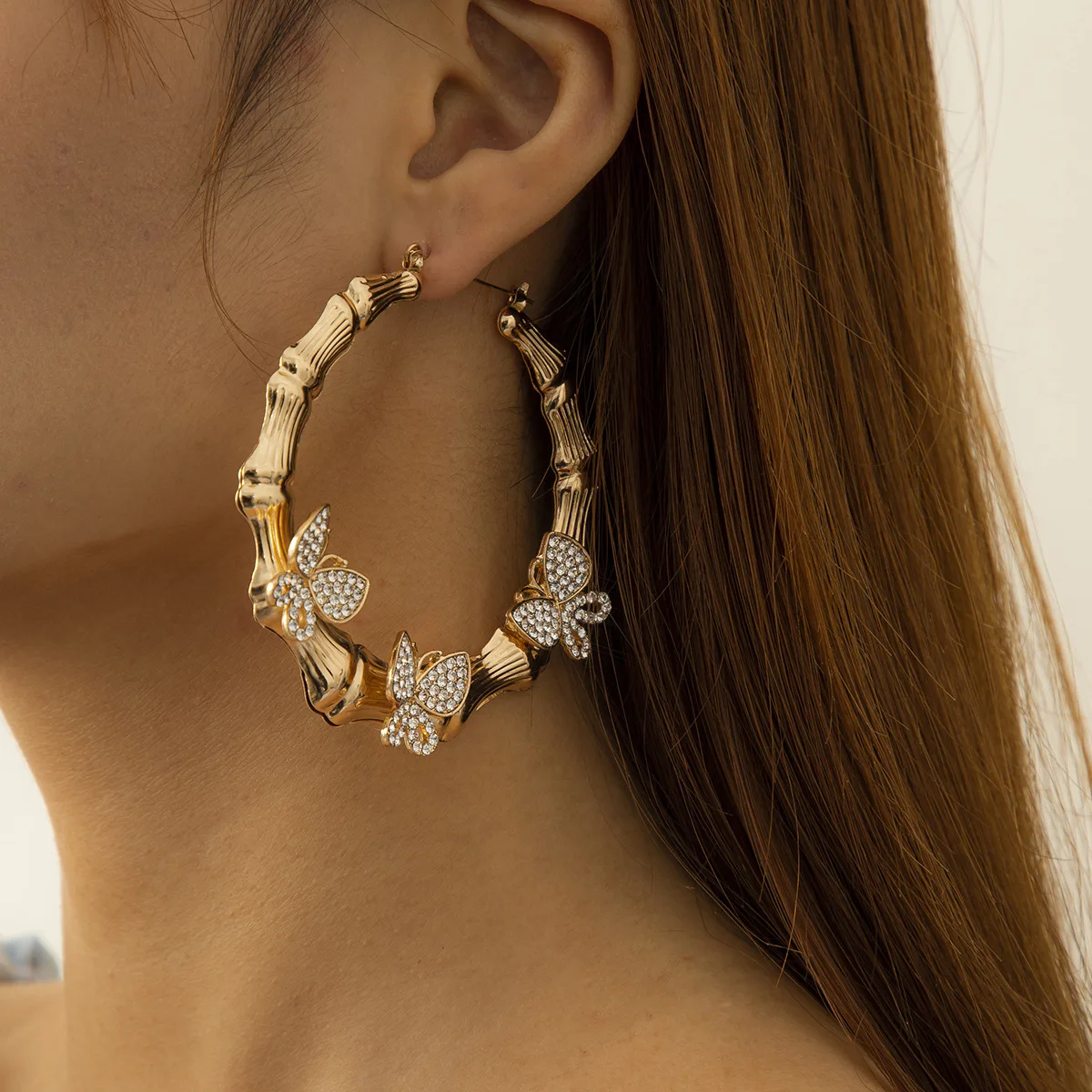 

Exaggerated Gold Plated Big Circle Statement Hoop Earrings Women Fashion Rhinestone Butterfly Bamboo Earrings