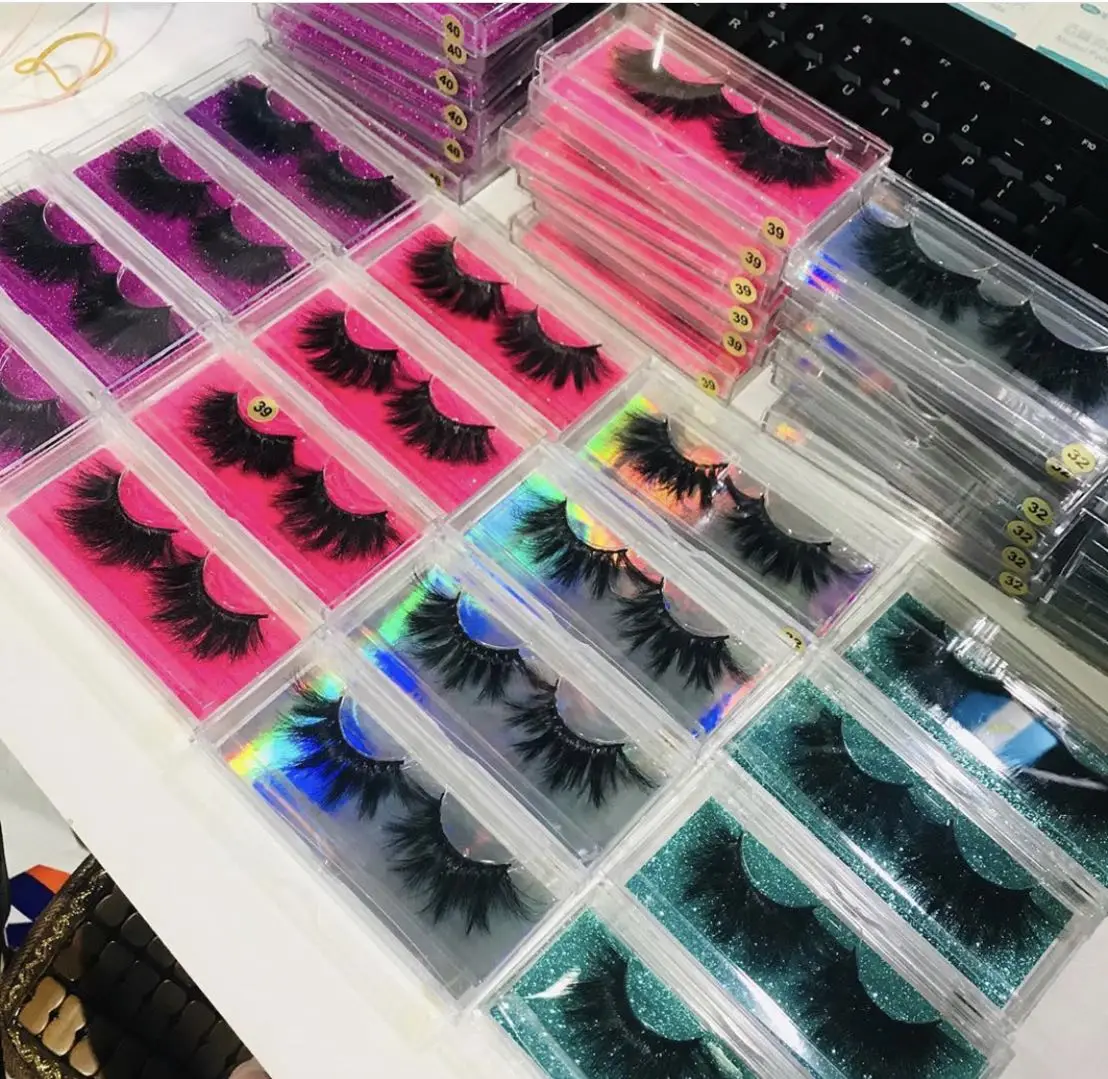 

black friday day deal free logo free sample mink 3d 25mm lashes vendor lashes mink eyelash with logo package box