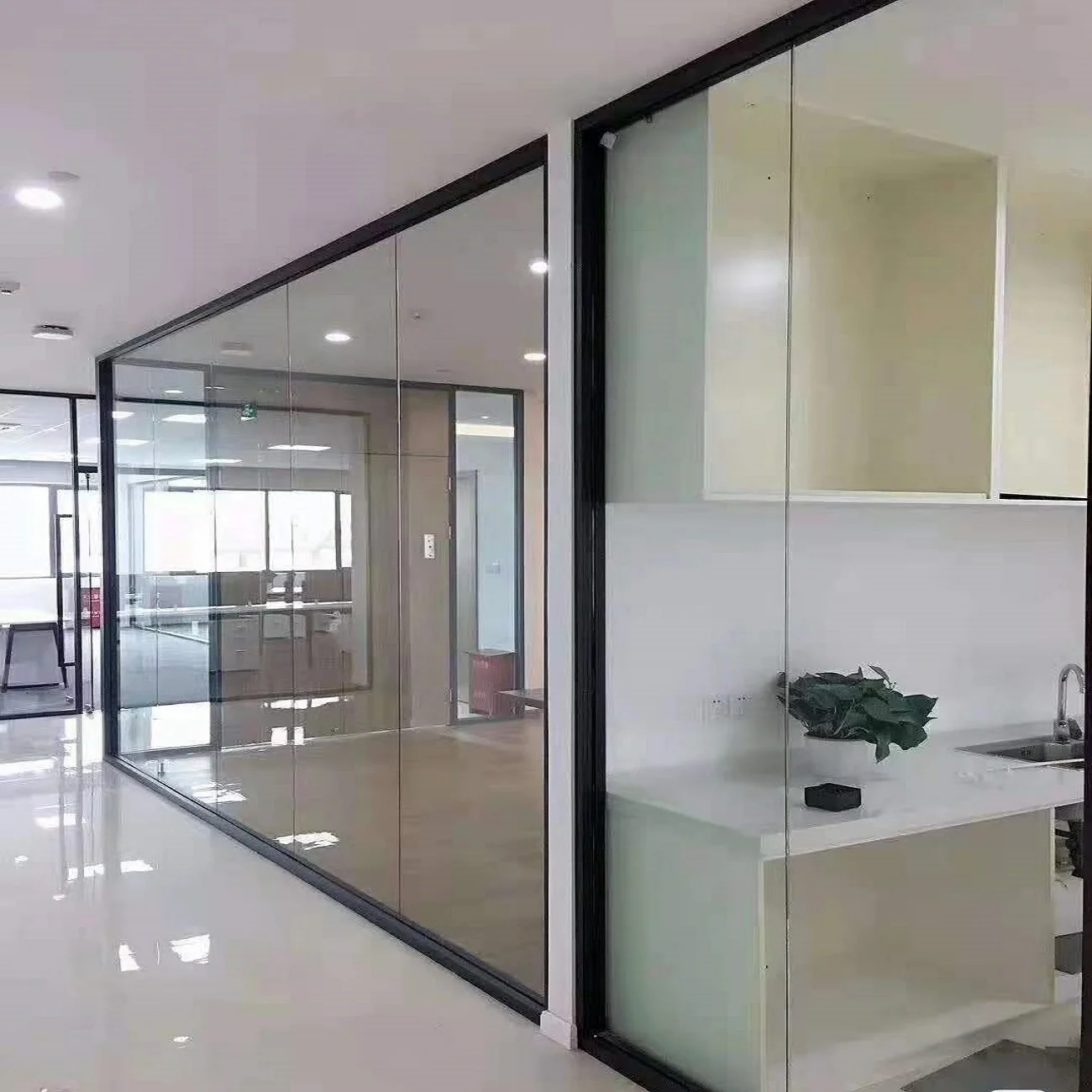 

Modern style office glass louver partition, simple atmosphere, Custom color