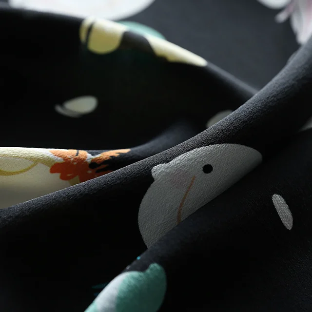 
100% Pure Natural Digital Printed Satin Silk Fabric Silk 