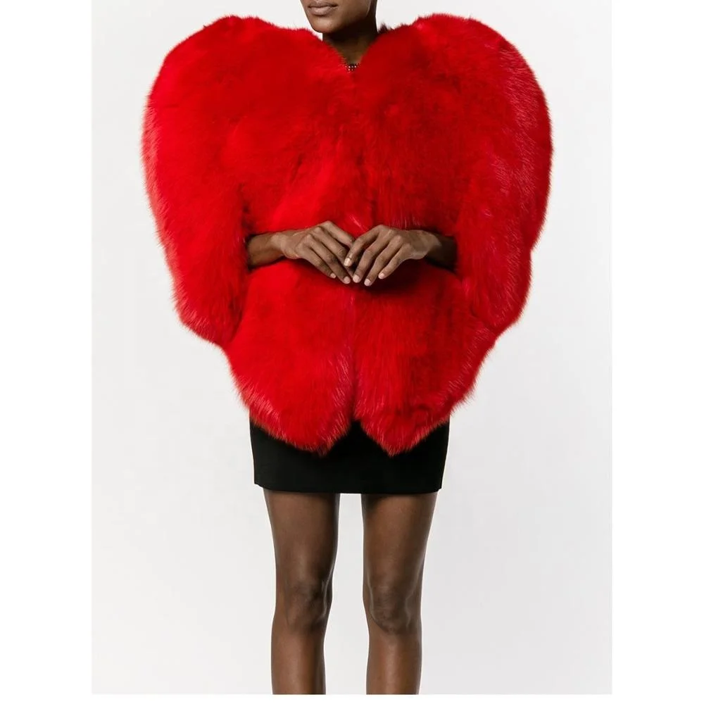 

2021 A3369 Plus Size Christmas Winter Faux Fur Ladies Coat Red Heart-shaped Jacket For Mature Women cropped puffer jacket