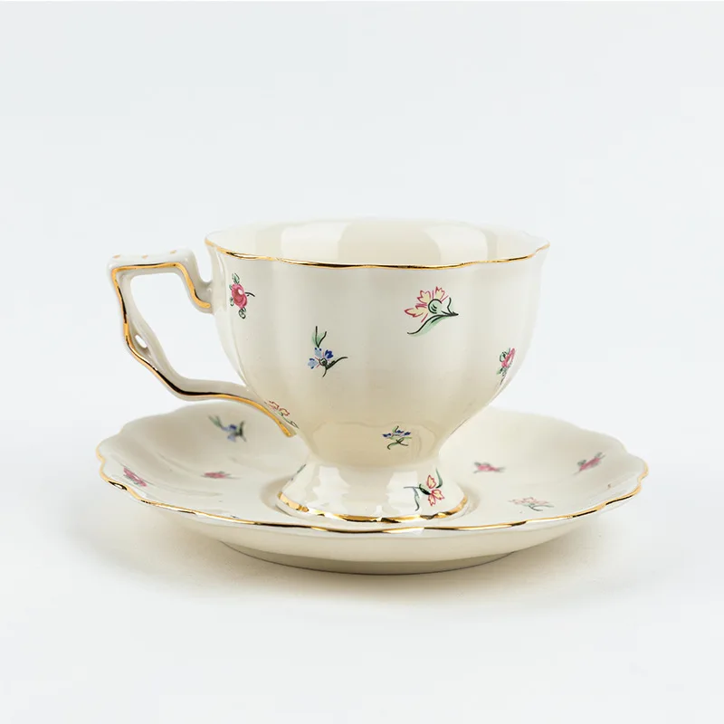 

QIAN HU Top Sale Product British Golden Rim Fancy Coffee Tea Cup and Saucer Set Ceramic Customization, White. accept customized