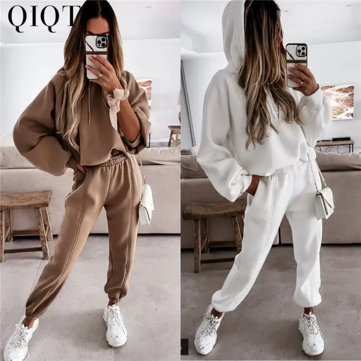 

Trendy 2021 Autumn Winter Sports Leisure Hooded Sweater Trousers Two Piece Set Women Two Piece Set Tracksuit