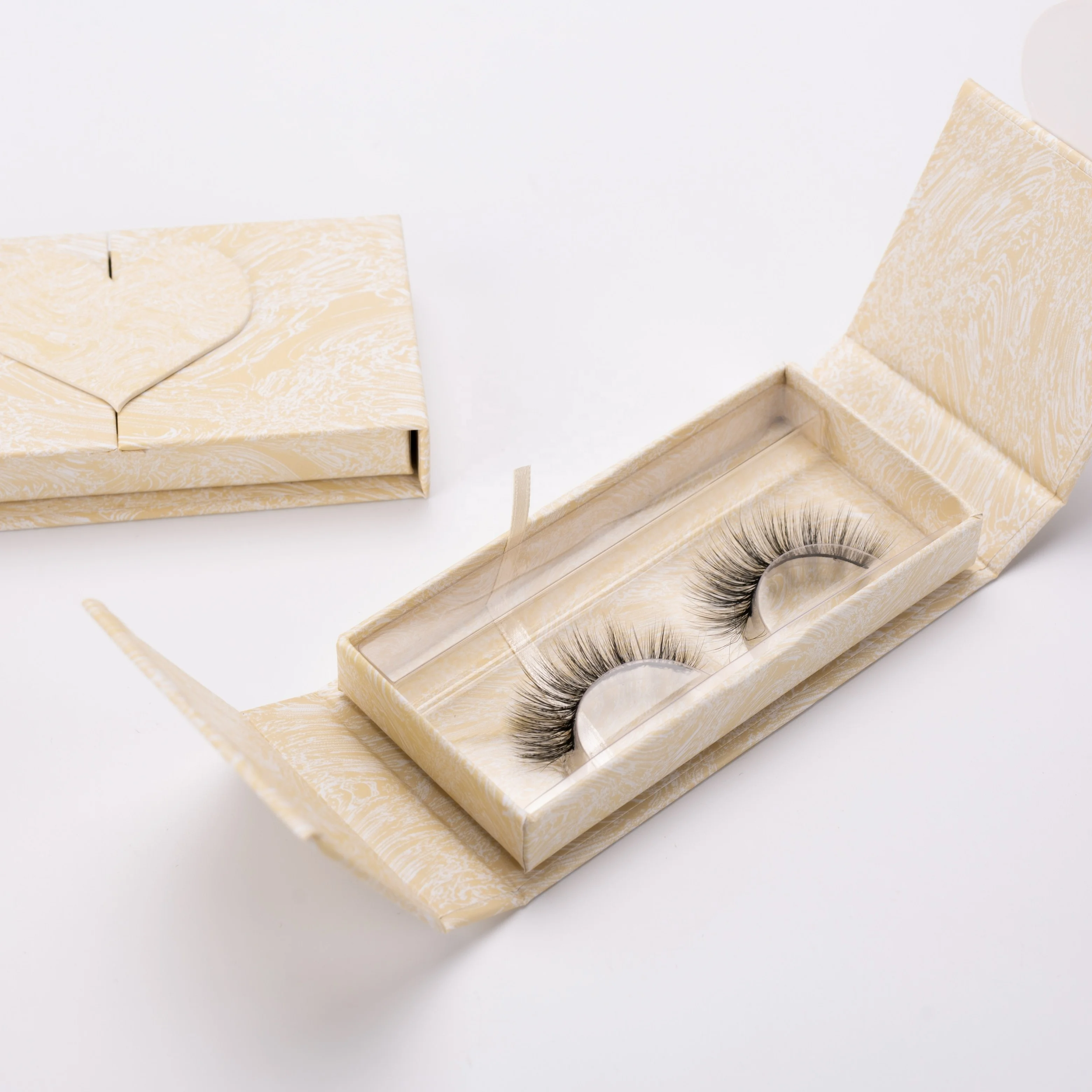 

Natural Long Black Cotton Stalk 0.07MM Mink Eyelashes With Eyelash Extension Box