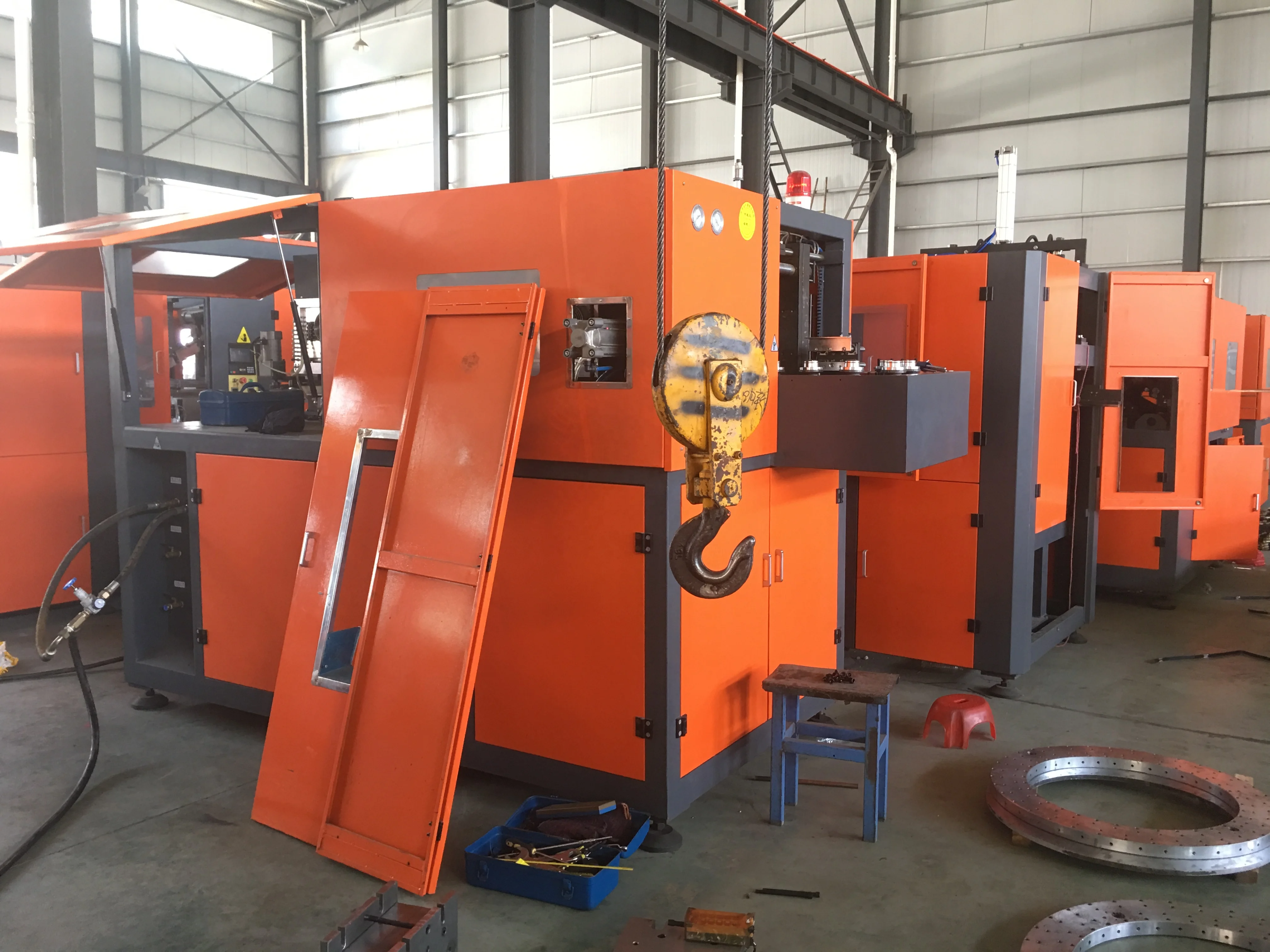 
6 Cavity automatic PET bottle biowing making machine for water production line 