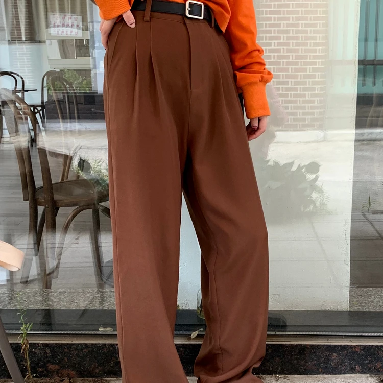 

Loose trousers