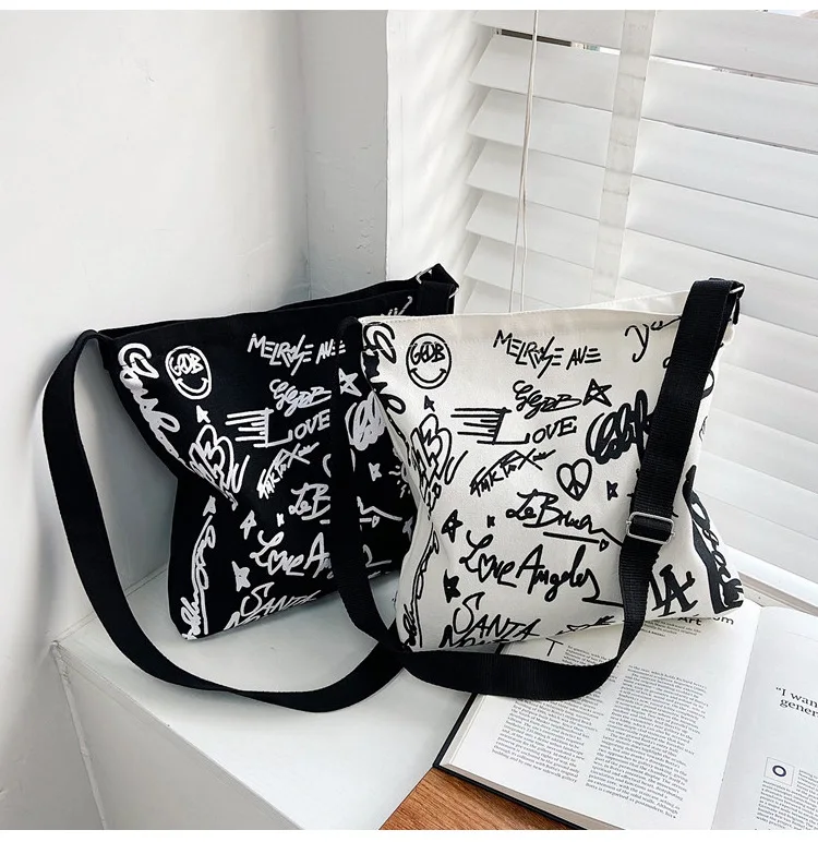 

Tote Graffiti Bags Women Adjustable Shoulder Bag Handbag Factory Price Cheap Messenger Bag, White, black