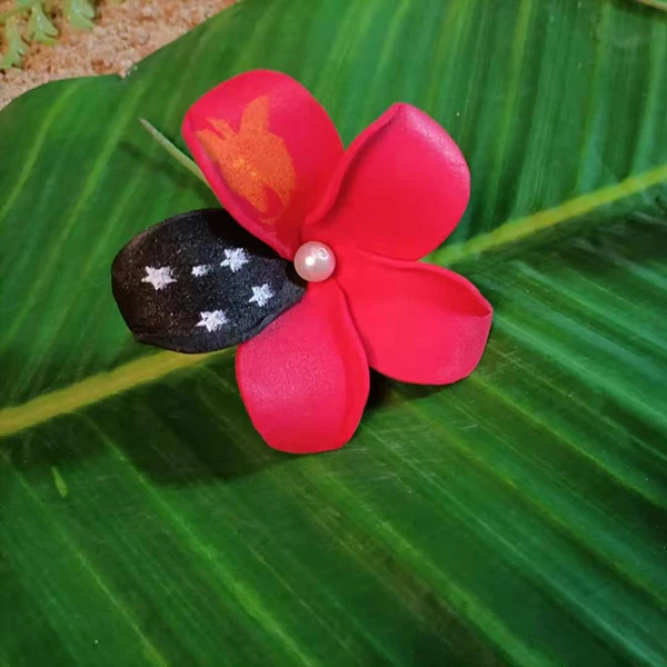 

Performance Festival Decoration Plumeria Foam Flowers From Hawaii Clips, Red&black