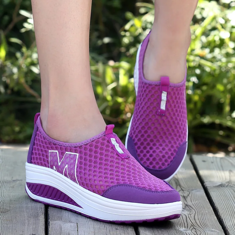 

Women shoes soft sneakers shoes casual running shoes, Shown