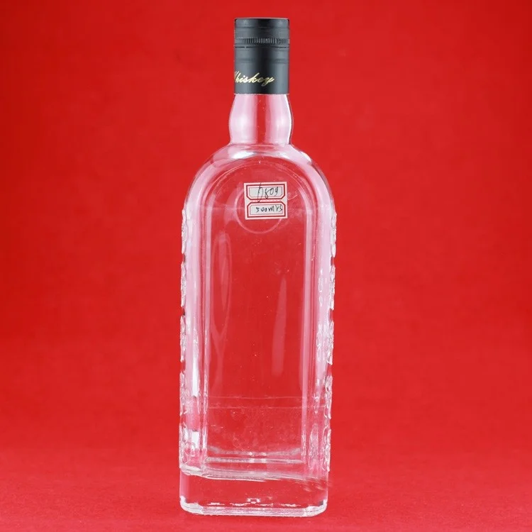 热销红酒玻璃酒瓶 1500 毫升大螺丝帽中国制造商玻璃瓶