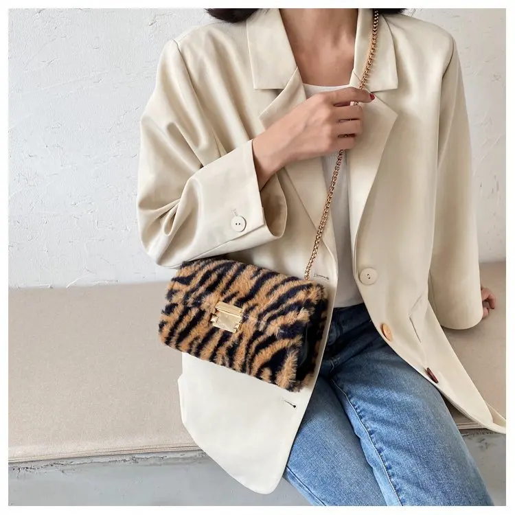 

autumn winter new retro plush small square bag ins fashion chain handbag classic crossbody bag for women, Customizable