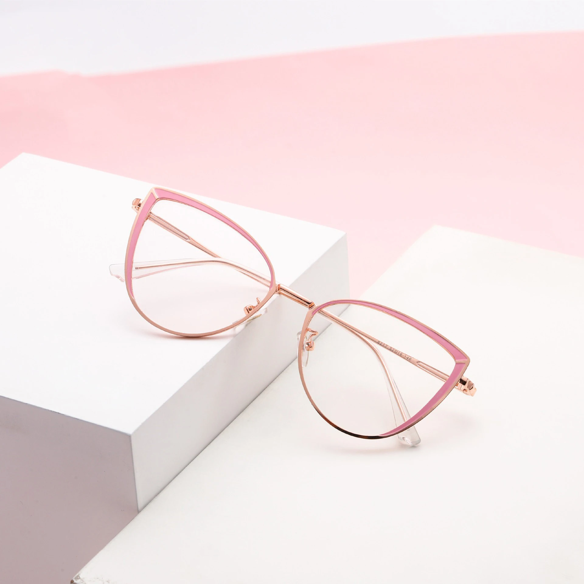 

8217 Fashion Designer Cat Eye Glasses Frame Women Anti Blue Light Glasses Metal Optical Spectacle Eyeglasses Frame