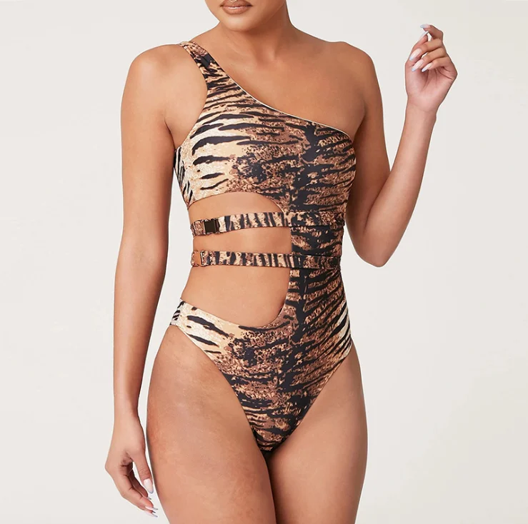 

Best Selling High Quality New Design One Shoulder Hollow Out Bandage Swimwear Buckle Print Bikini