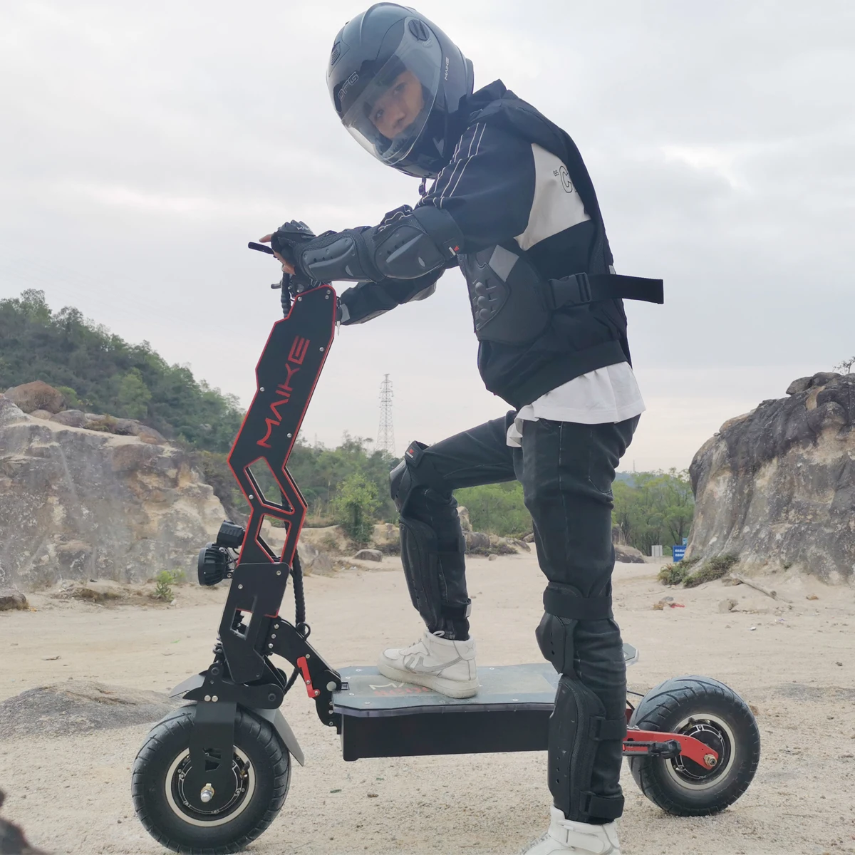 

Maike MKS 13 inch monopattino elettri 8000w dual motor powerful high speed long range fastest 50+ mph off road electric scooters