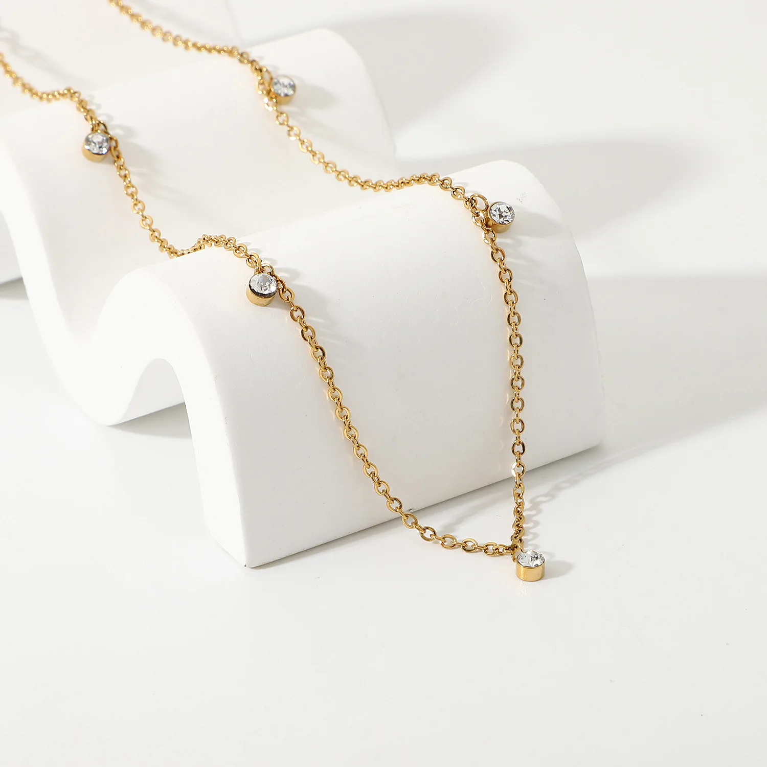 

fashion jewelry 18K gold plated stainless steel crystal zircon pendant diamond necklace jewelry for women