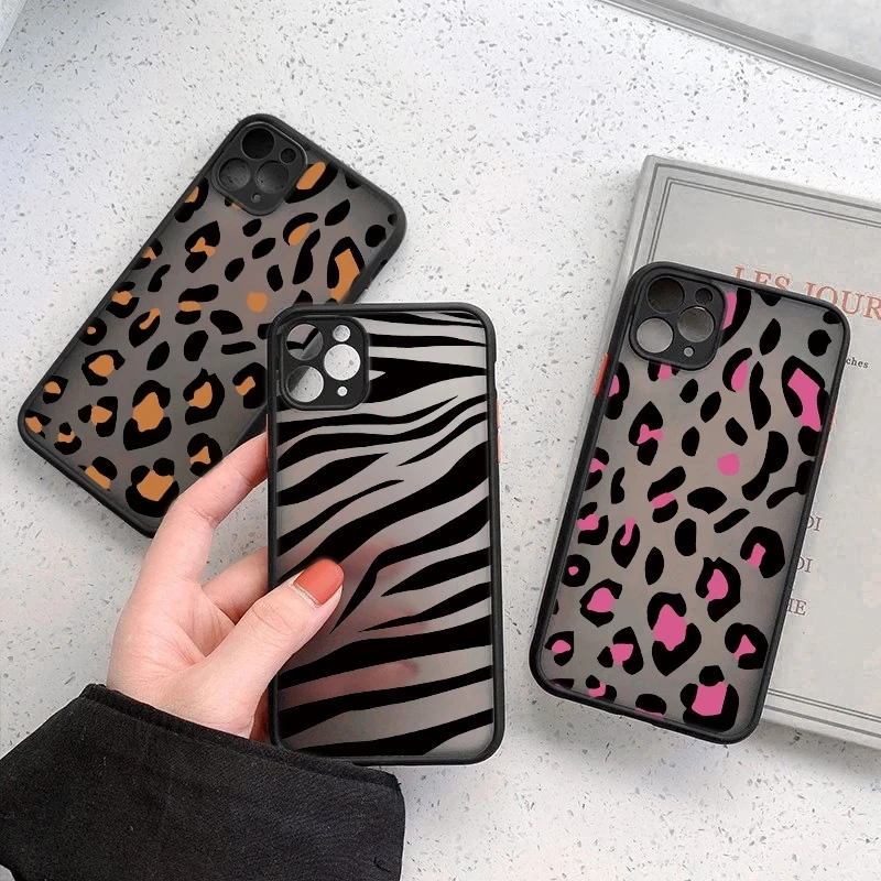 

Fashion Leopard Shockproof Case for iPhone 12 11 Pro Max XS XR 8 Plus Matte Bumper Shockproof Case