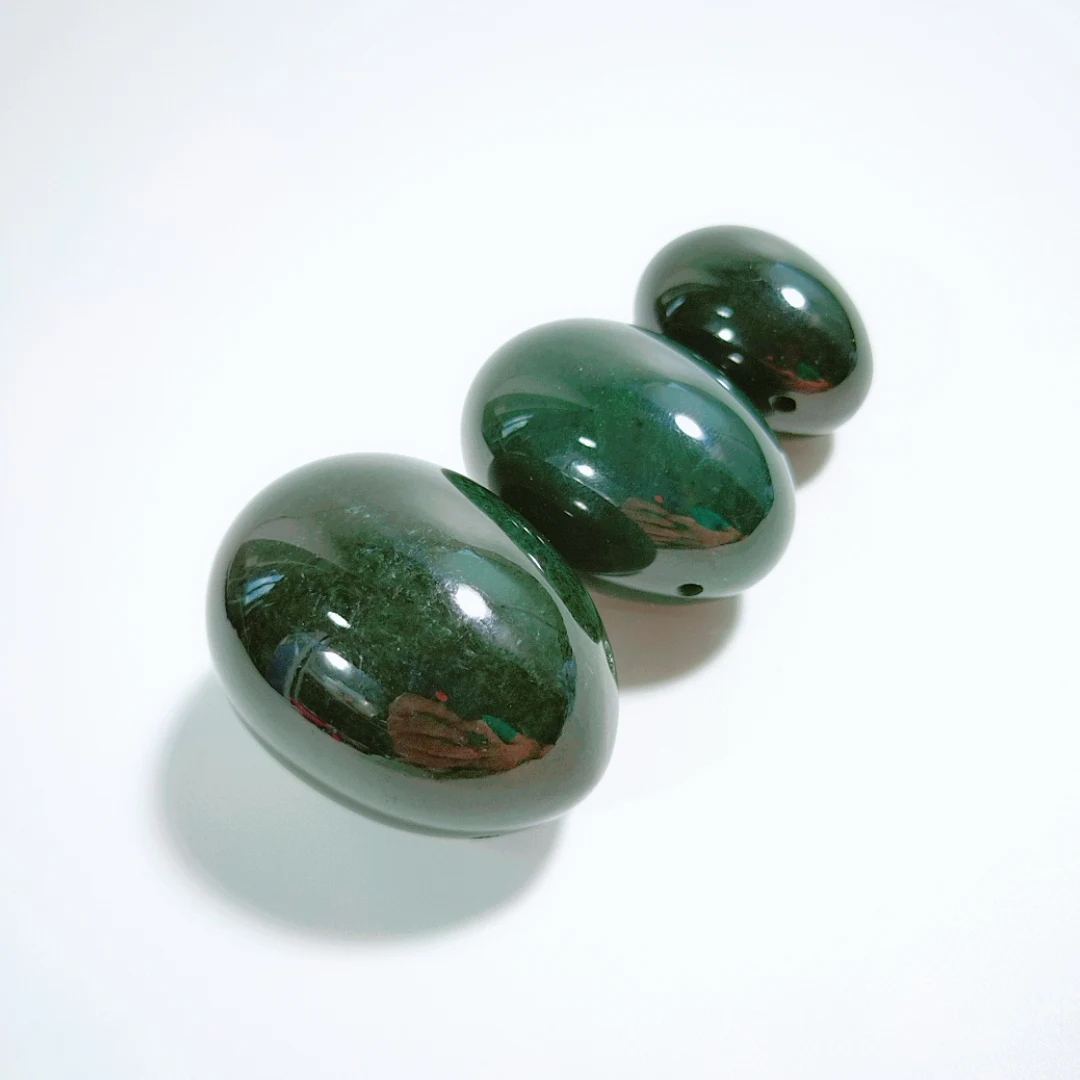 

Nephrite jade yoni eggs set sex toys natural jade eggs yoni eggs for vaginal