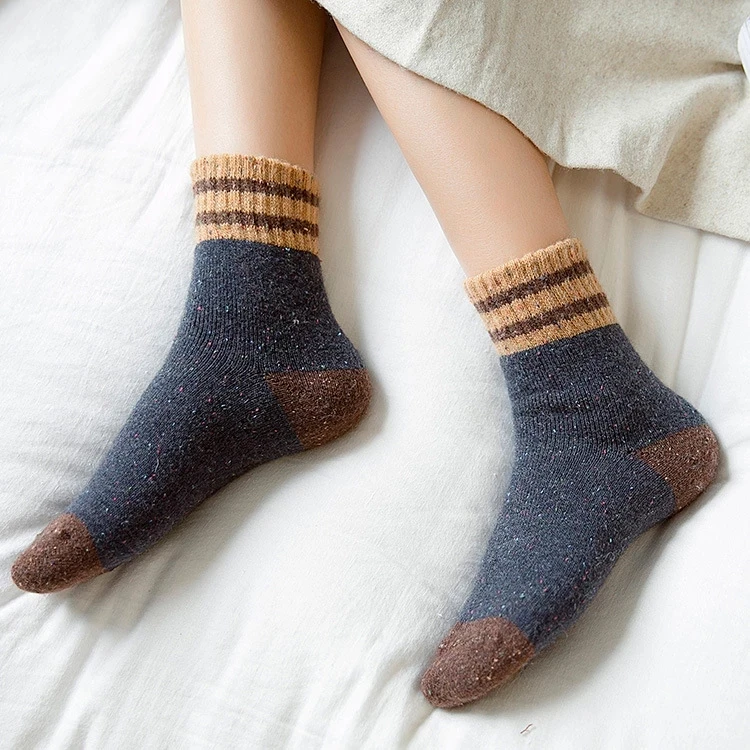 

Latest Hot Sales Thick Terry Wool Socks Women for Autumn and Winter with Striped Dotted Yarn Warm Christmas Socks, White,black,pink