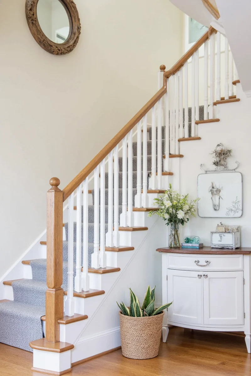 Before and after DIY staircase decor