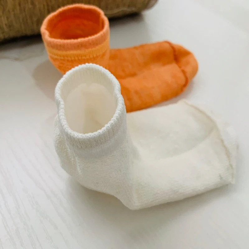 

Cute Natural Material Anti-becterial knitted hot selling wholesale Breathable Eco-friendly Boys Girls Child Linen Socks, White