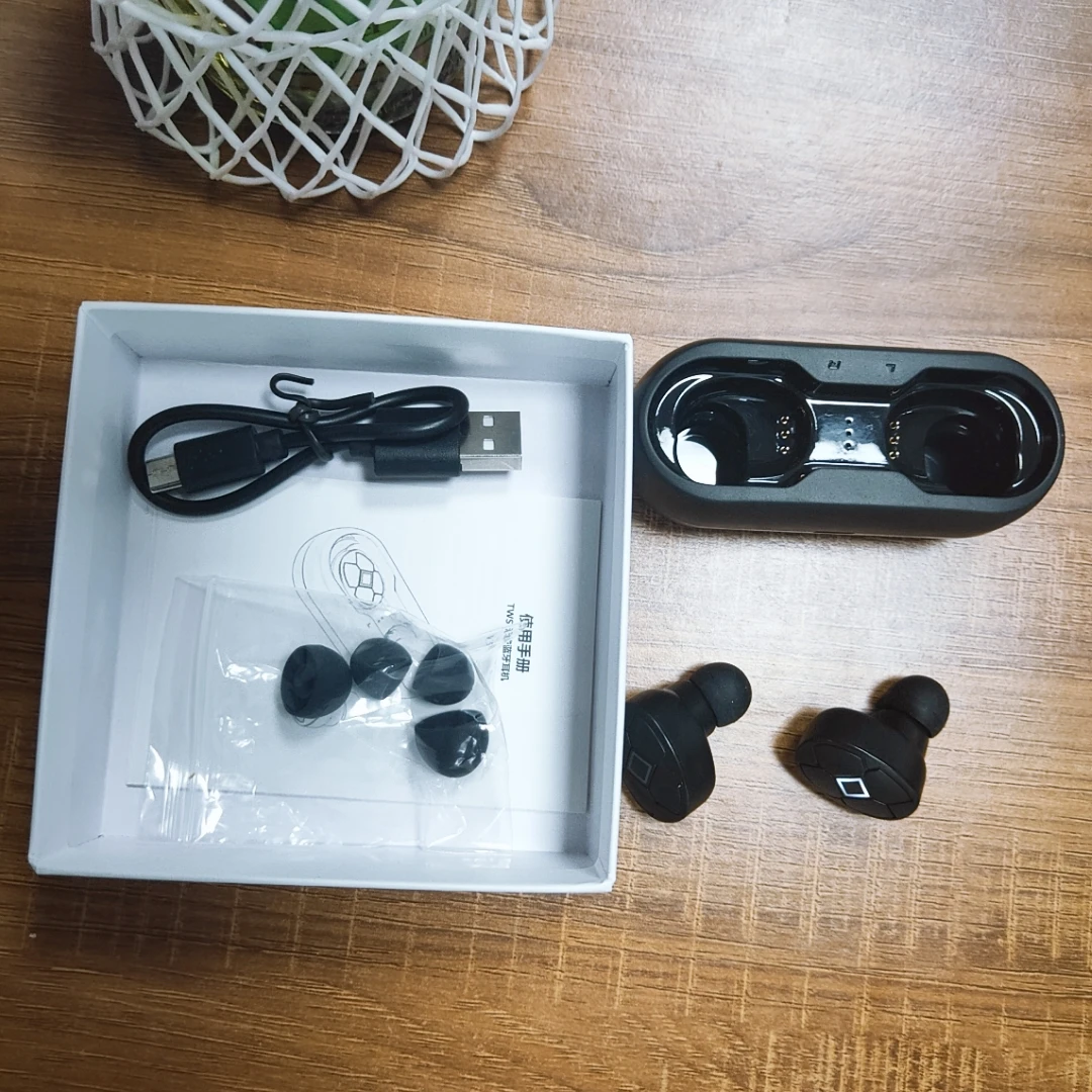 V5 BT 5.0 TWS Wireless Earphone IPX5 Waterproof Headphone Call Siri Appearance Patent Call Voice Reminder Earbuds - ANKUX.COM