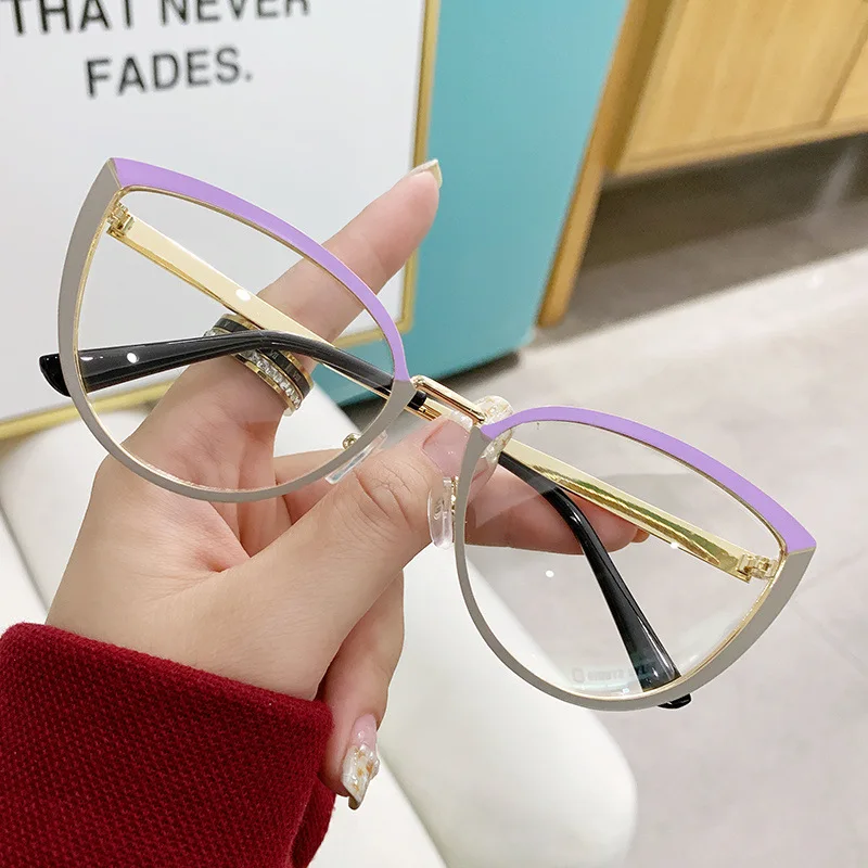 

8217 Trendy Luxury Cat Eye Metal Frames Spectacle Glasses Anti Blue Light Optical Frame Women Eyeglasses 2023 Wholesale