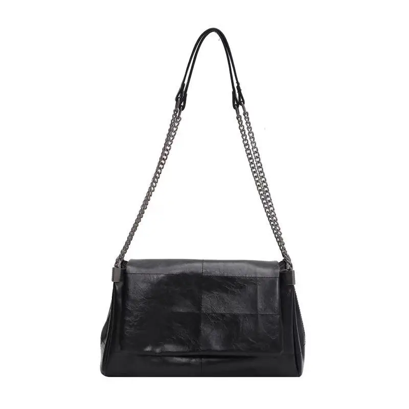 

Retro Womens Leather Chain handbag