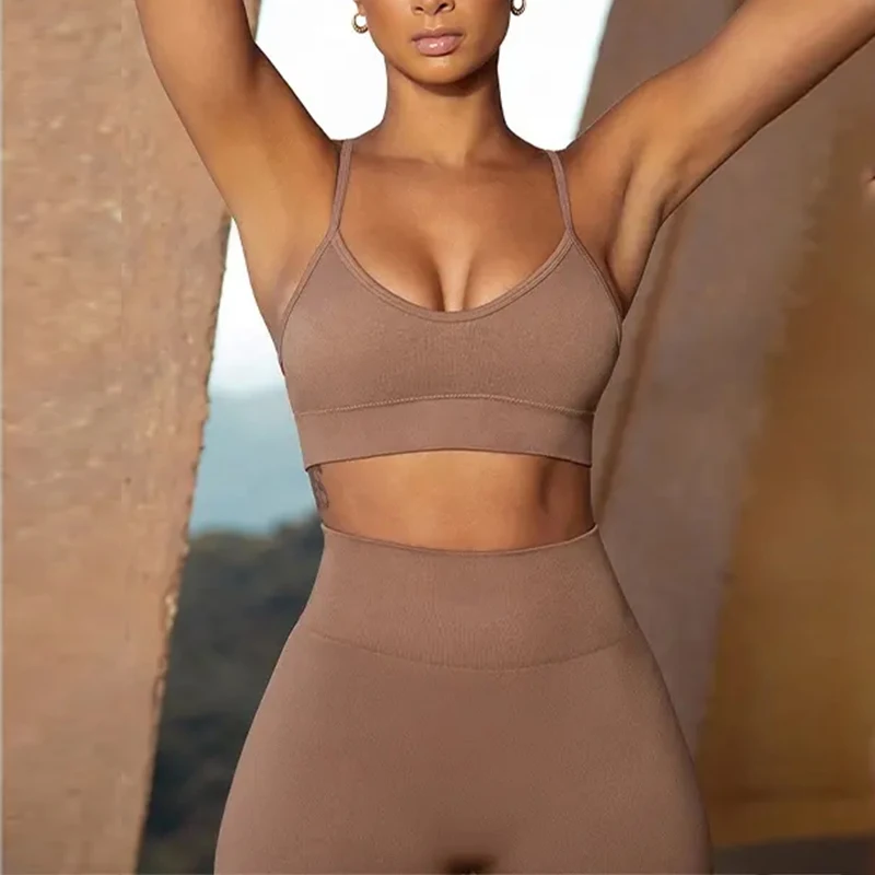 

2024 Comfortable breathable fabric workout suit womens stretchy 2 piece yoga sets for women