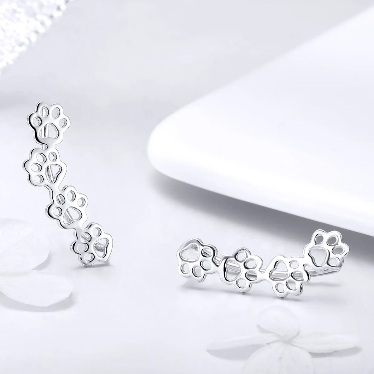 

925 Sterling Silver Paw Trail Cat And Dog Footprints Stud Earrings