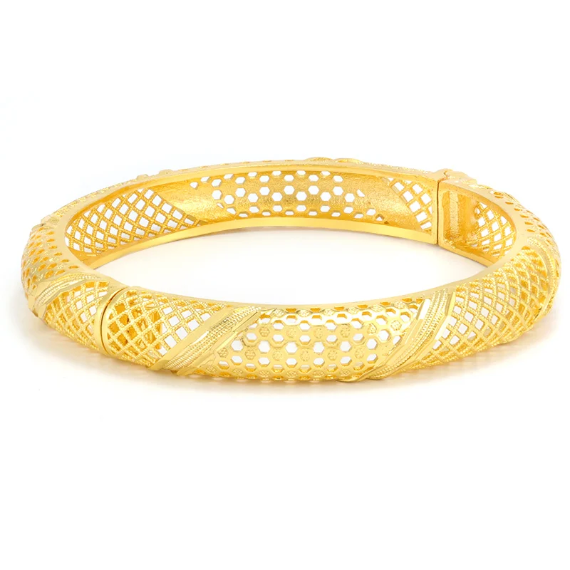 

Hot Sale Hollow Out Fancy Gold Plated Bracelet Women Wedding Gift