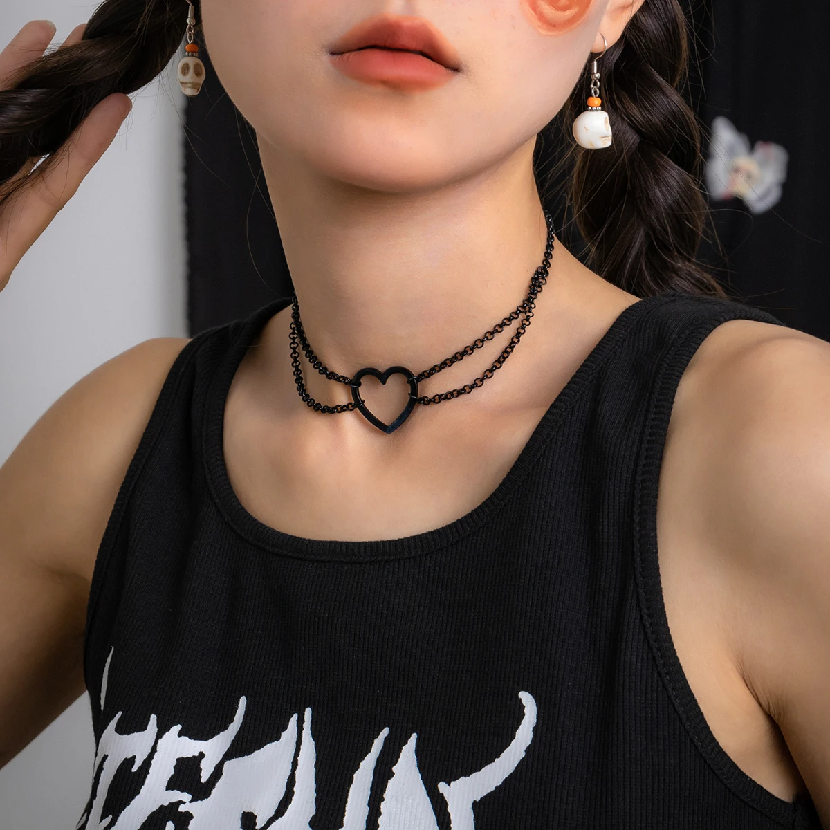 

SHIXIN Fashion Jewelry Necklace Simple Sweet Cool Heart Hollow Shaped Pendant Necklace Double Layer Geometric Chain Female Gift