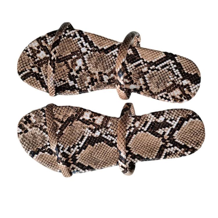 

Summer 2021 women flat beach slippers beach sandals slip on sandals
