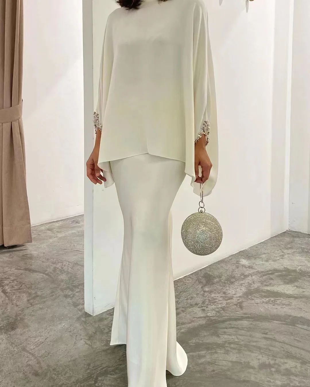 Wholesale of 2026 Autumn New Vintage Premium European and American Pearl Floor Dress Women's Set