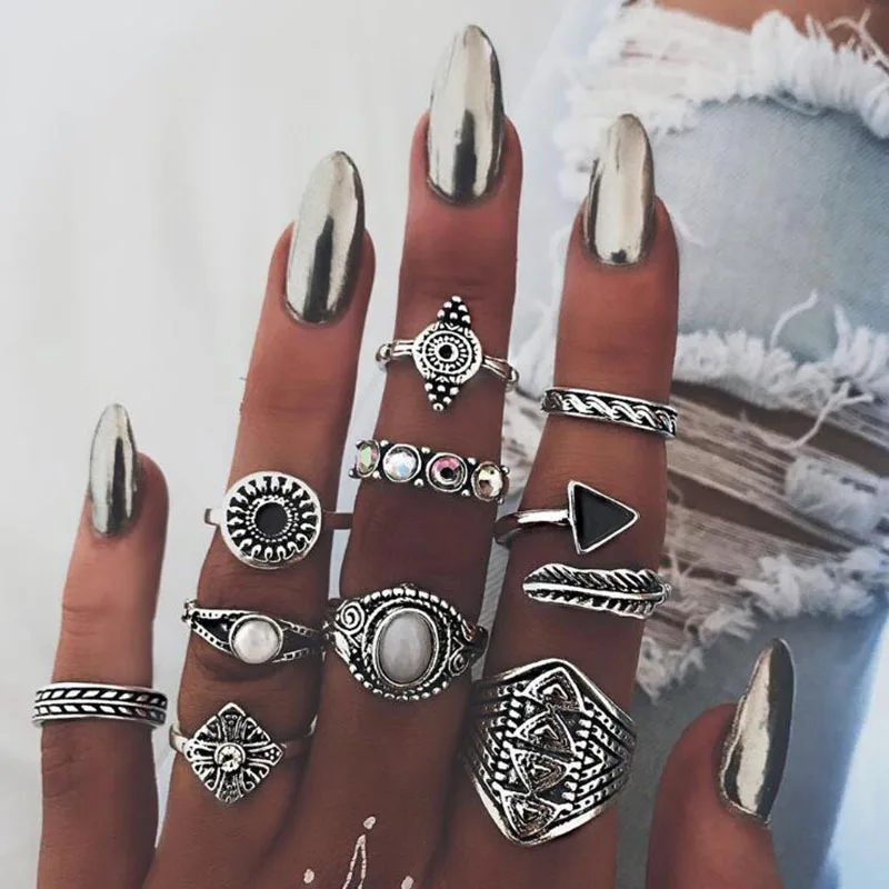 

European and American vintage ring ethnic carved arrow punk gemstone triangle feather combination 10 sets of alloy ring, Antique silver color