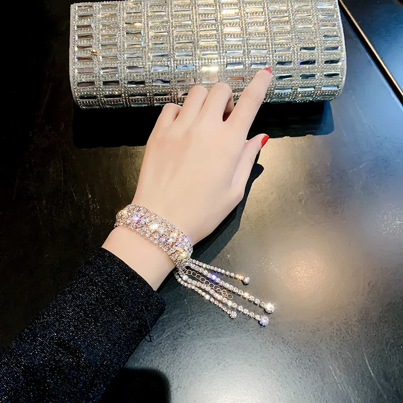 

Sample Free Fully Fringed Crystal Bracelet Jewelry