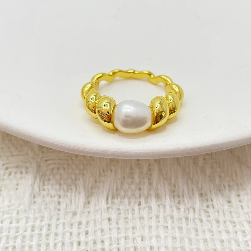 

18K gold pearl ring female geometric Fried Dough Twists metal jewelry cross-border wholesale foreign trade jewelry