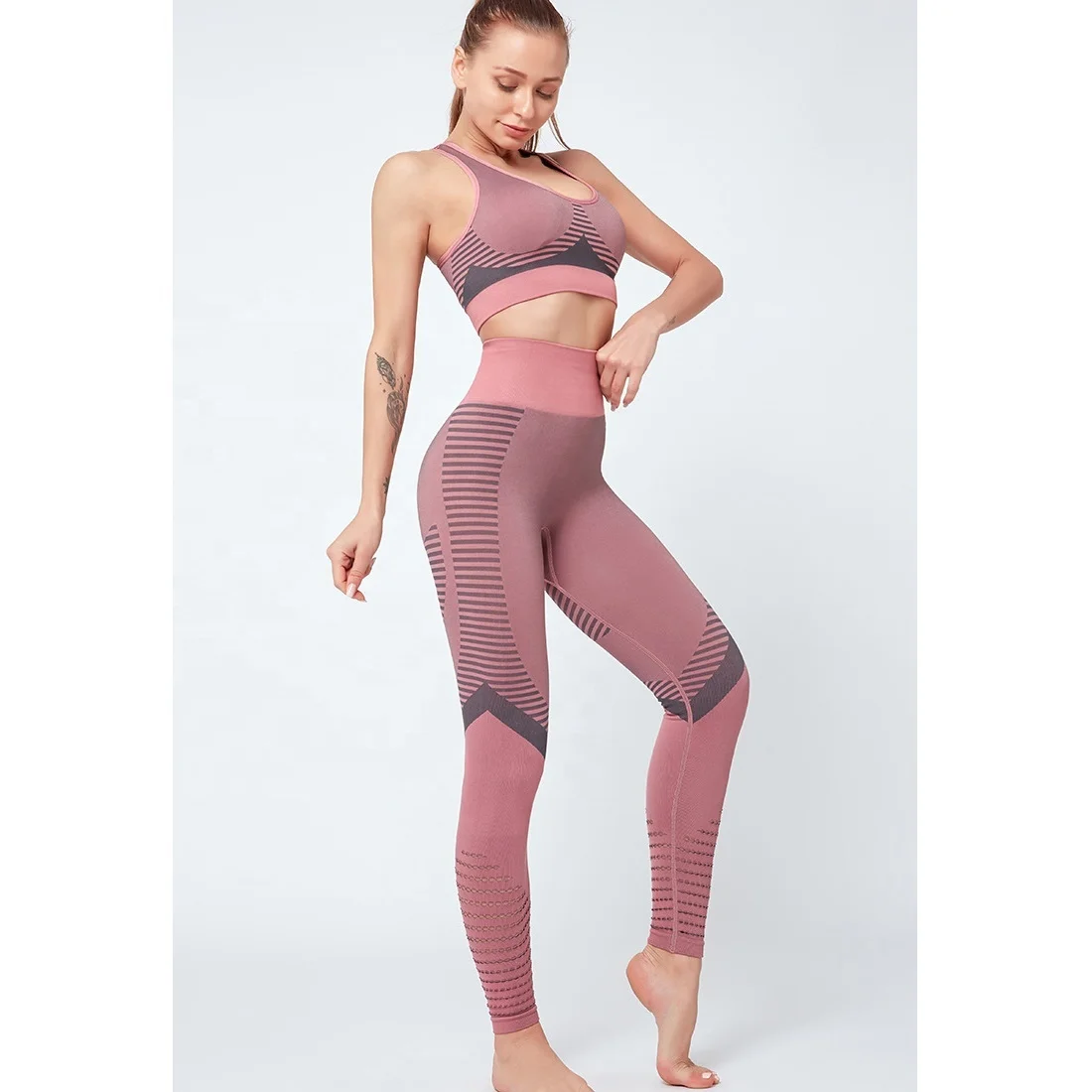 

Hot sales custom quick dry nylon sports & gym wear cloth 2021 leggings bra seamless yoga sets fitness women
