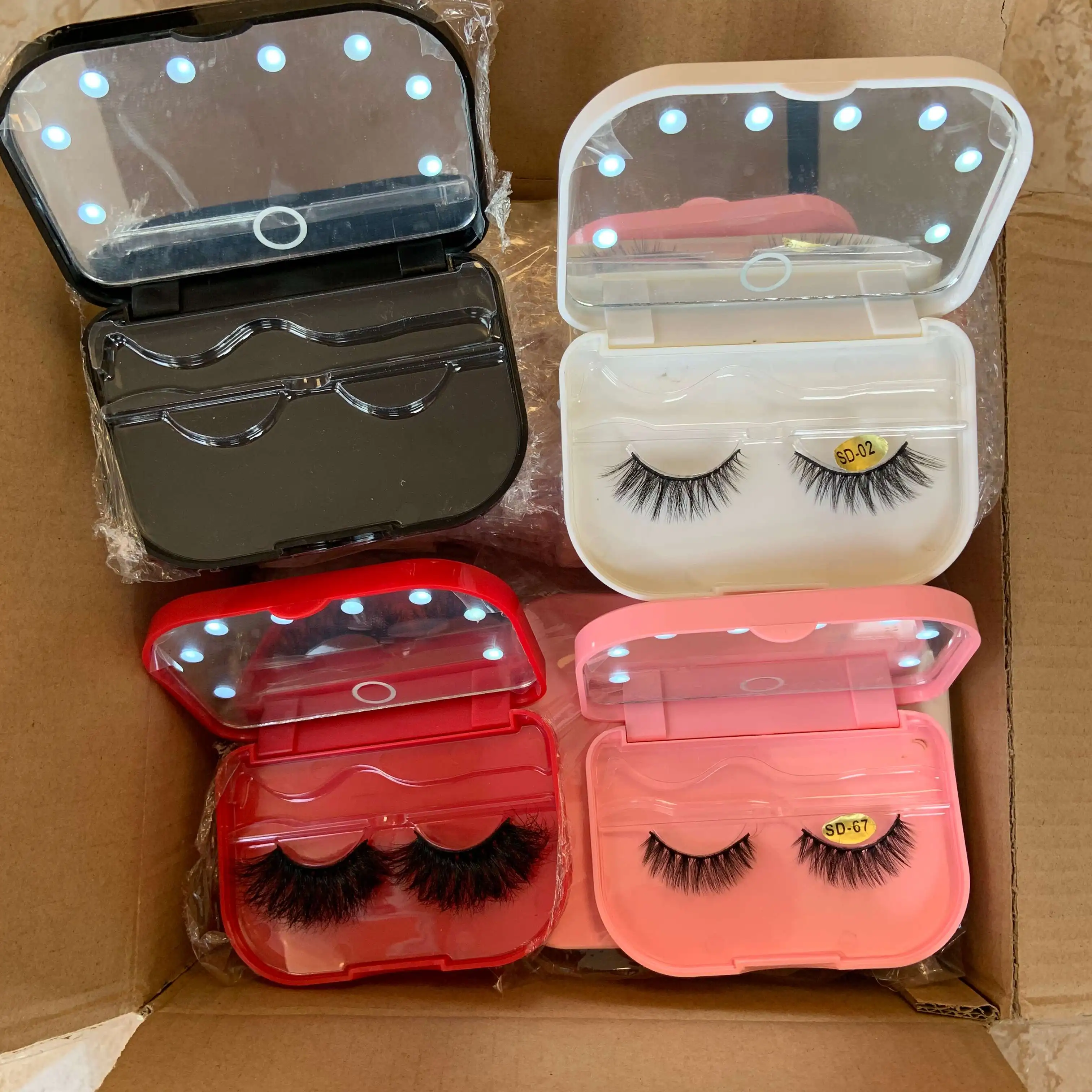 

Creat own brand led light mirror eyelash case private label packaging box custom mink eyelashes led light case box