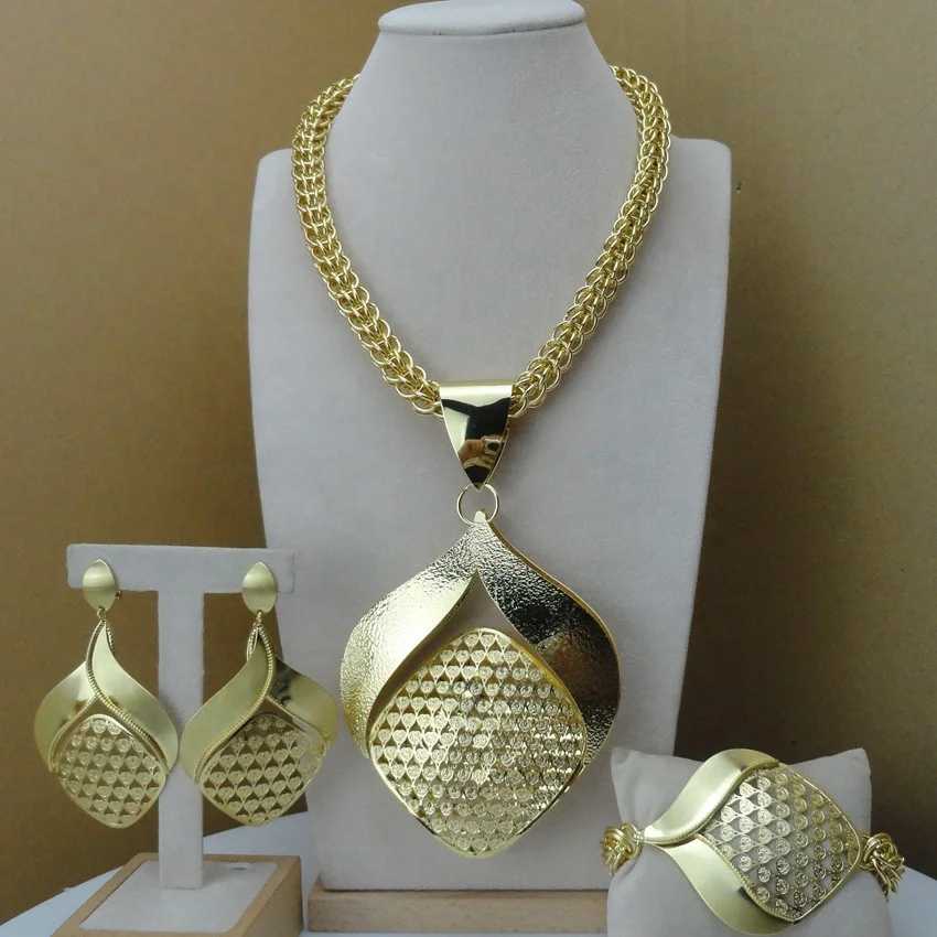 

New Arrival Costume Fashion Superior Gold plated Elegant Design Big Dubai Jewelry Sets for Women FHK8524, Any color you want