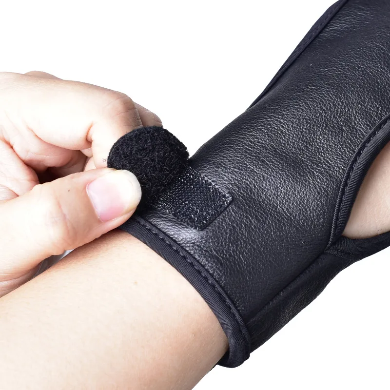 
outdoor archery leather sport gloves 