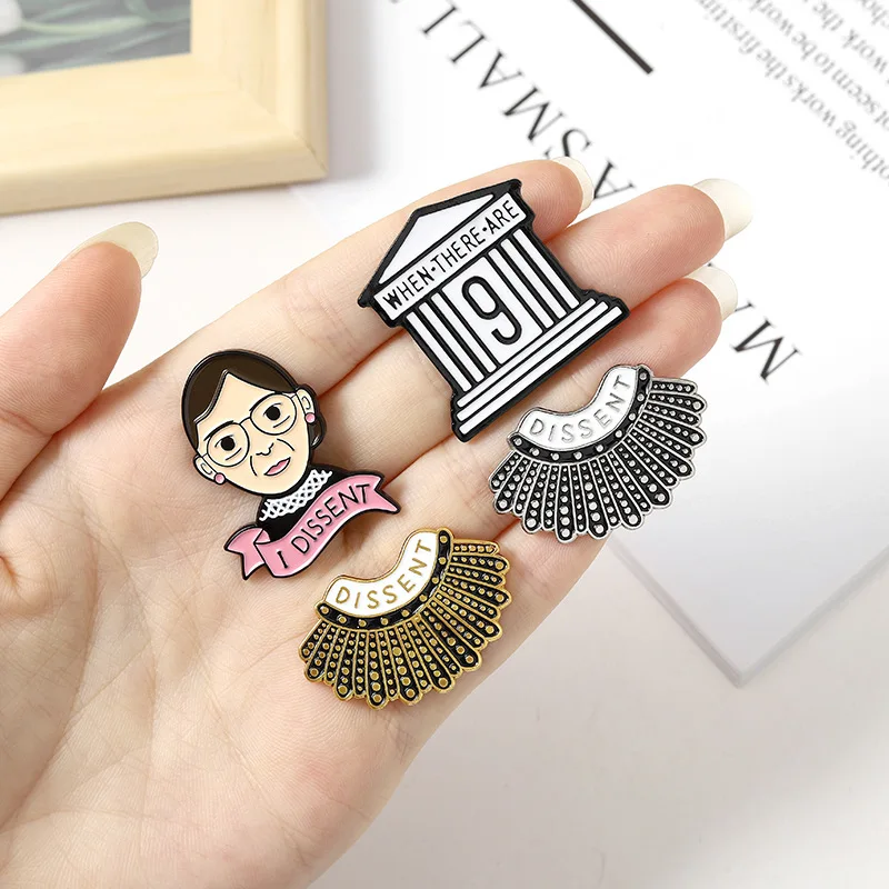 

Wholesale I DISSENT Brooch Ruth Ginsburg Enamel Pin Gifts Teacher Pins Souvenir Zinc Alloy Logo Metal Gold Plating Die Stamping
