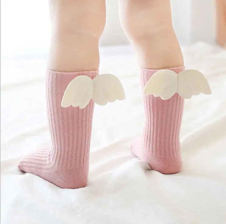 

2019 autumn hotsale cute wings baby socks for girl non slips baby knee socks