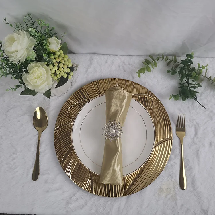 

2021 new arrival gold wedding party plastic charger plates, Gold / rose gold/silver