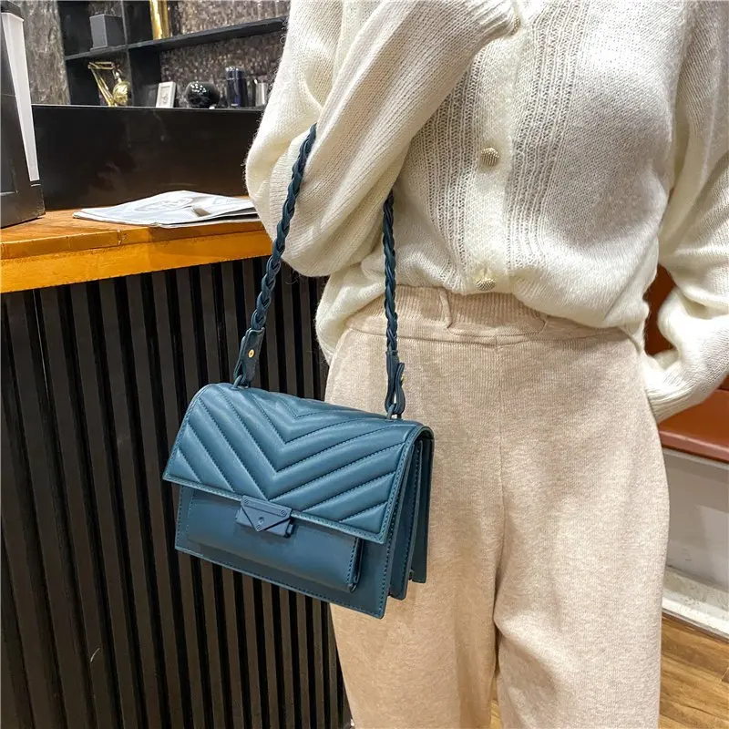 

Classic Striped Women's Handbag 2021 Latest Girl's Retro Lock Purse, Stock