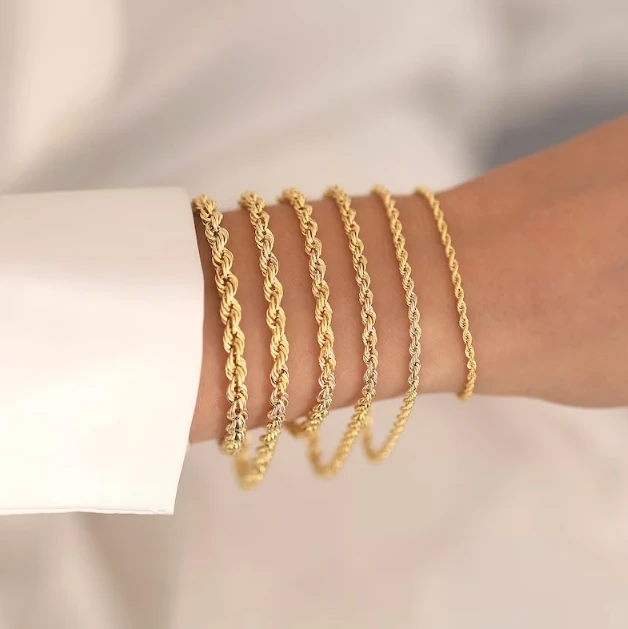 

Factory Wholesale 18k Gold Popular Rope Chain Bracelet Unisex 316l Stainless Steel No Faded Personaizlied Twisted Chain