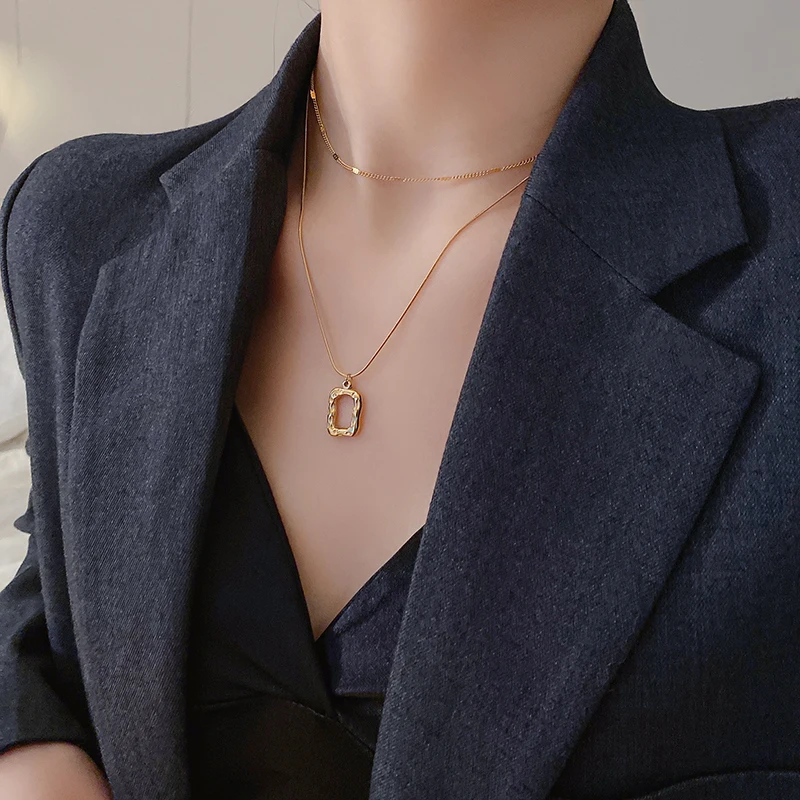 

2021 trendy geometric fashion necklace statement jewelry
